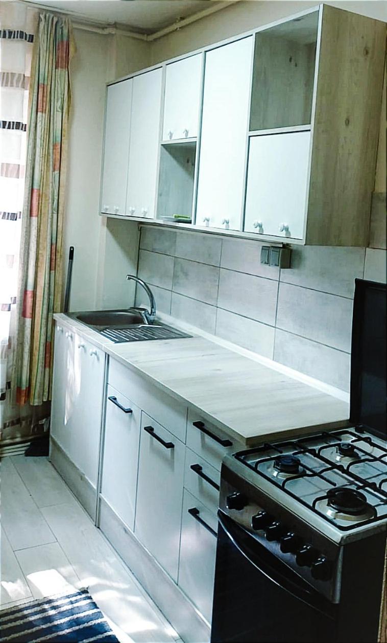 Apartament Ca La Tine Acasa Apartman Zsilvásárhely Kültér fotó